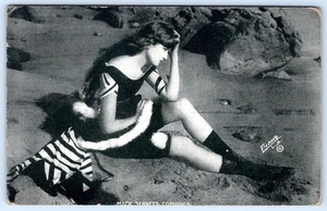 Tarjeta arcade Evans L.A. de belleza de baño de comedias de mack sennetts de los años 1910-30 - Imagen 1 de 2