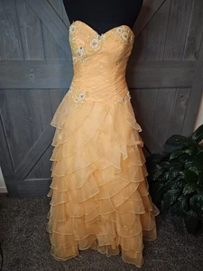 Le Gala by Mon Cheri Prom Dresses sz 10 - Picture 1 of 5
