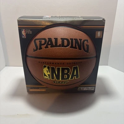 Baloncesto al aire libre Spalding NBA Street Performance talla oficial (necesita aire) Foto 1 de 4