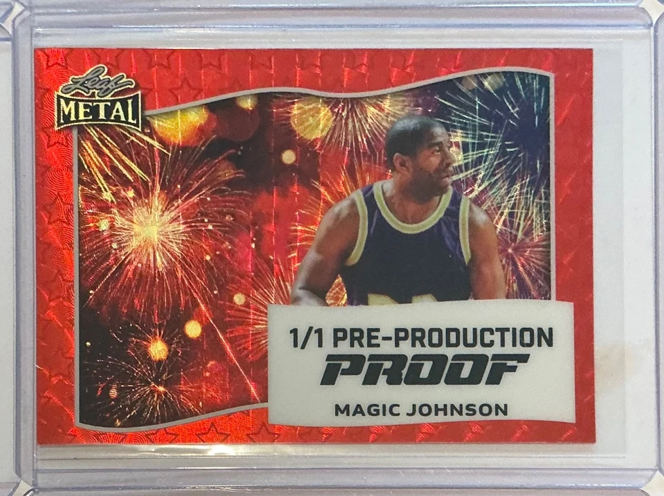 Hoja Día de la Independencia 2025 Magic Johnson Super Prismático Rojo Prueba 1/1 Foto 1 de 1