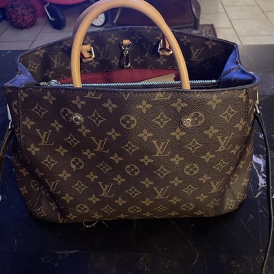 Сумочка с монограммой Louis Vuitton модель Montaigne MM - Изображение 1 из 4