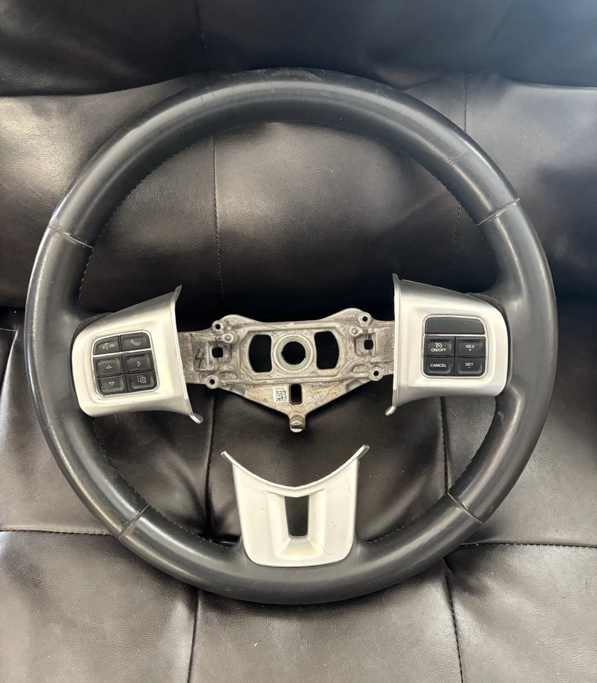 Volante OEM MOPAR 2011 2012 2013 2014 Dodge Challenger SE Foto 1 de 1