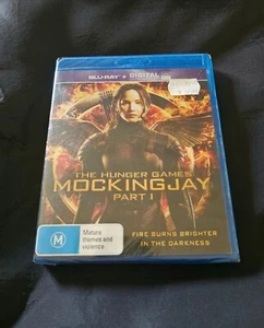 The Hunger Games-Mockingjay : Part 1 (Blu-ray, 2014) Region B Australian Release - Picture 1 of 2