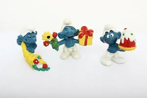 Smurfs 20040 20117 20100 Gift Cake Flowers Lot Vintage Bully Schleich - Picture 1 of 11