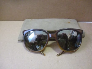 Occhiali Da Sole Vintage Bachelite - Vuarnet - Foto 1 di 2