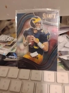 2022 Panini Select Draft Picks - Field Level Tom Brady #130 Blue - Picture 1 of 1