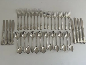ONEIDACRAFT Deluxe STAINLESS "CHATEAU" Service For 8 (40 Pc) Set - Picture 1 of 6