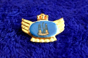 Vintage Studebaker Hat Lapel Pin Accessory Metal Lark Champ Commander Deluxe - Picture 1 of 3