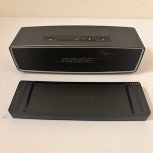 BOSE Soundlink Mini II Bluetooth Speaker w/ Cradle Black TESTED - no Cables - Picture 1 of 12