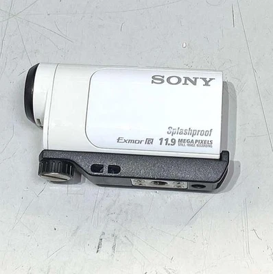 Sony HDR-AZ1 Wearable Action Camera - Image 1 of 4