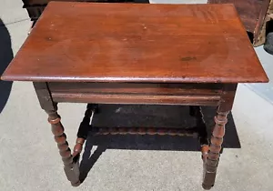 Antique 17th Century Early Oak English Bobbin Turned Side Table Charles II 1600s - Picture 1 of 2