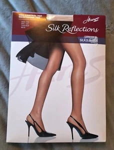 Hanes Silk Reflections sz CD Silky Sheer Reinforced Toe Pantyhose TRAVEL BUFF - Picture 1 of 2
