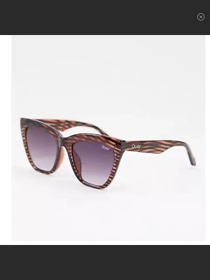 ¡NUEVO! Gafas de sol Quay For Keeps raras espresso a rayas Foto 1 de 4