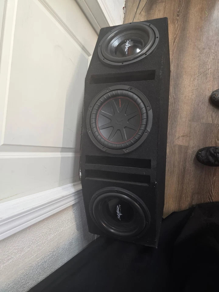 Altavoces de audio para tu SUV o camioneta Foto 1 de 4