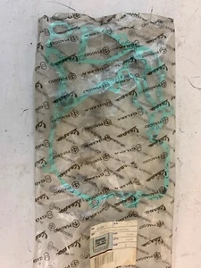 NEW GENUINE PIAGGIO HEXAGON ZIP 125 GTX125 CRANKCASE SPLIT GASKET 487382 - Picture 1 of 1