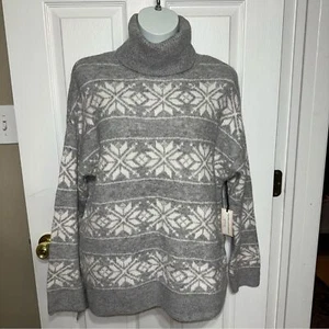 Cupcakes & Cashmere Snowflakes Nordic Turtleneck Gray Oversize Sweater Sz L NEW - Picture 1 of 7