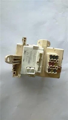 ZEKERINGKAST RELAIS Toyota Land Cruiser (J9)(1996->) 96/2002 Foto 1 de 2