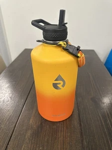 RAYMYLO Botella de Agua de Un Galón Aislada, Triple Pared Aspiradora Acero Inoxidable - Imagen 1 de 22