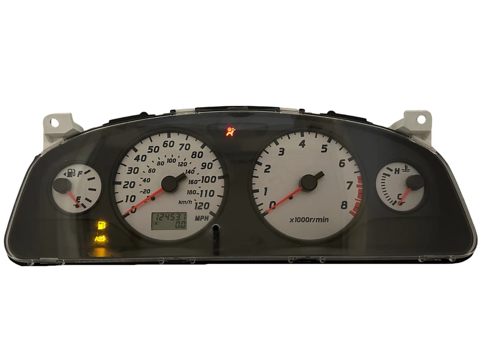 Cuadro de instrumentos velocímetro Nissan Pathfinder 2002 3,5 L SE 124.531 millas 4x4 Foto 1 de 3