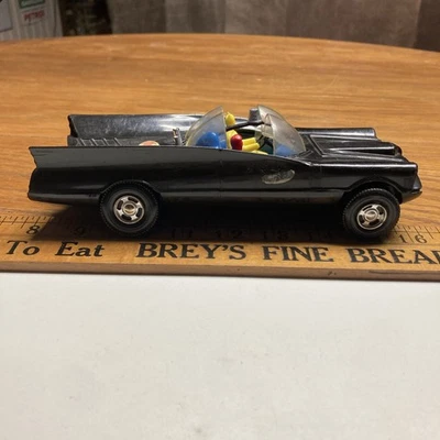 Vintage Duncan 1970's 8 inch Batmobile - Image 1 of 4