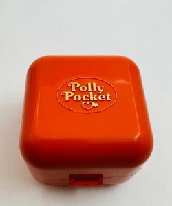 De colección Polly Pocket 1991 Lulu’s And Her Lancha Rápida Anillo Estuche Compacto Y Lulu - Imagen 1 de 6
