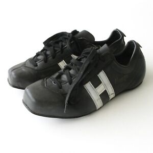 Chaussures de rugby ancienne HUNGA -  Taille 41 -  Absence des crampons HUNGARIA
