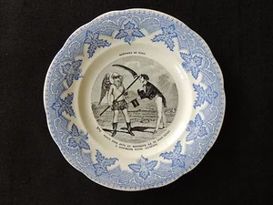 Assiette parlante faïence Creil Montereau Histoire de Rire Faucheuse n°8 - Picture 1 of 3