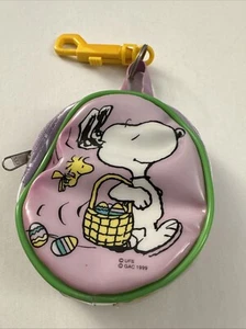 Portamonete plastica Snoopy arachidi portachiavi cerniera tirare uova Woodstock C33 - Foto 1 di 2