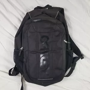 Oakley Enduro 20L 3.0 Black Backpack Travel Camping School College Outdoors - Picture 1 of 10