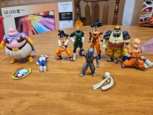 Lotto di 11 action figure giocattolo Dragonball Z vintage anni 90 Y2k - Foto 1 di 2