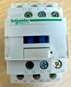 SCHNIDER ELECTRIC - Telemecanique Schütz CAD32 - Bild 1 von 5