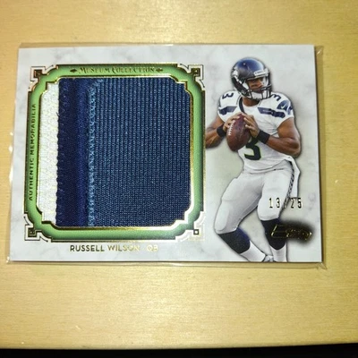 Parche automático Topps Musuem Collection Russell Wilson 2013 3 colores 13/25 Foto 1 de 4