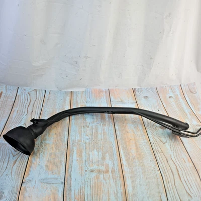 Spectra Premium FN1044 se adapta a Nissan Xterra 2000-2004 tanque de combustible gasolina cuello de llenado Foto 1 de 4