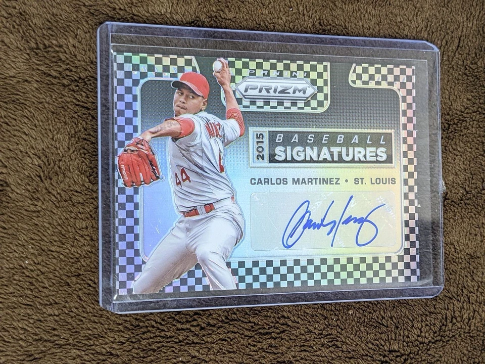 2015 PRIZM BLACK WHITE CHECKERBOARD /149 AUTO CARLOS MARTINEZ CARDINALS - Image 1 of 1