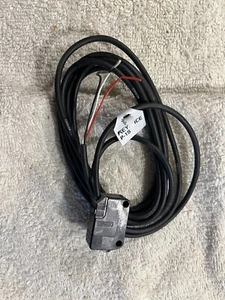 Keyence PZ2-51R Photoelectric Sensor Receiver Thru beam Red LED-New No Box - Picture 1 of 4