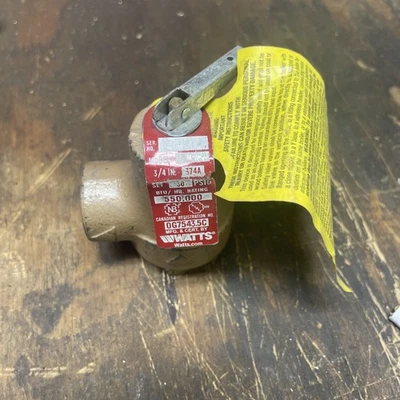 Watts 3/4 Boiler Pressure Relief Valve. 374a-030 - Image 1 of 4