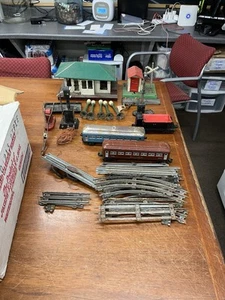 Lot Of Lionel Pullman O / O27 Guage Train Cars, Tracks, Set Parts, Untested - Picture 1 of 23