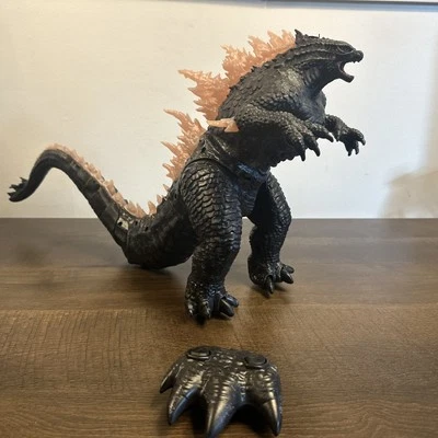 Godzilla X Kong Heat-Ray Breath Godzilla Remote Control Figure Toy WorksGreat F2 - Image 1 of 4