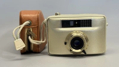 Penti  Halbformatkamera mit  Meyer Domiplan 3.5/30 #8 - Bild 1 von 4