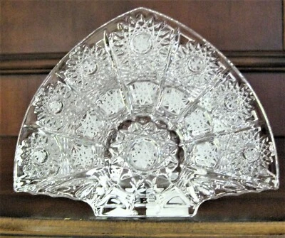 BOHEMIA CRYSTAL Bohemia Czech Napkin Holder, 5.5" Wide, hand cut, Queen Lace