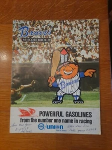 1968 ATLANTA BRAVES SCOREBOOK - Picture 1 of 3