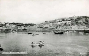 REAL PHOTO POSTCARD OF THE OUTER HARBOUR, MEVAGISSEY (NEAR ST. AUSTELL) CORNWALL - Picture 1 of 2