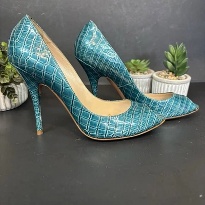 Casadei Turquesa Cocodrilo Repujado Pt Cuero Punta abierta Tacones de aguja Talla 7.5 B Foto 1 de 4