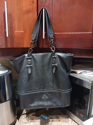 Bolso de Mano 'Simply Vera' Vera Wang Kohl's Negro para Mujer. Forro gris. Foto 1 de 4