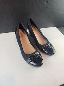 Clarks Comfort Women 7.5 Patent Leather Blend Slip On Stretch Wedge Shoes - Picture 1 of 7