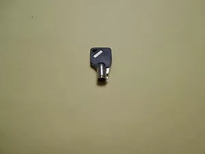 *UNKNOWN BRAND TOOL BOX LOCK KEY 040 FREE SHIPPING - Picture 1 of 1