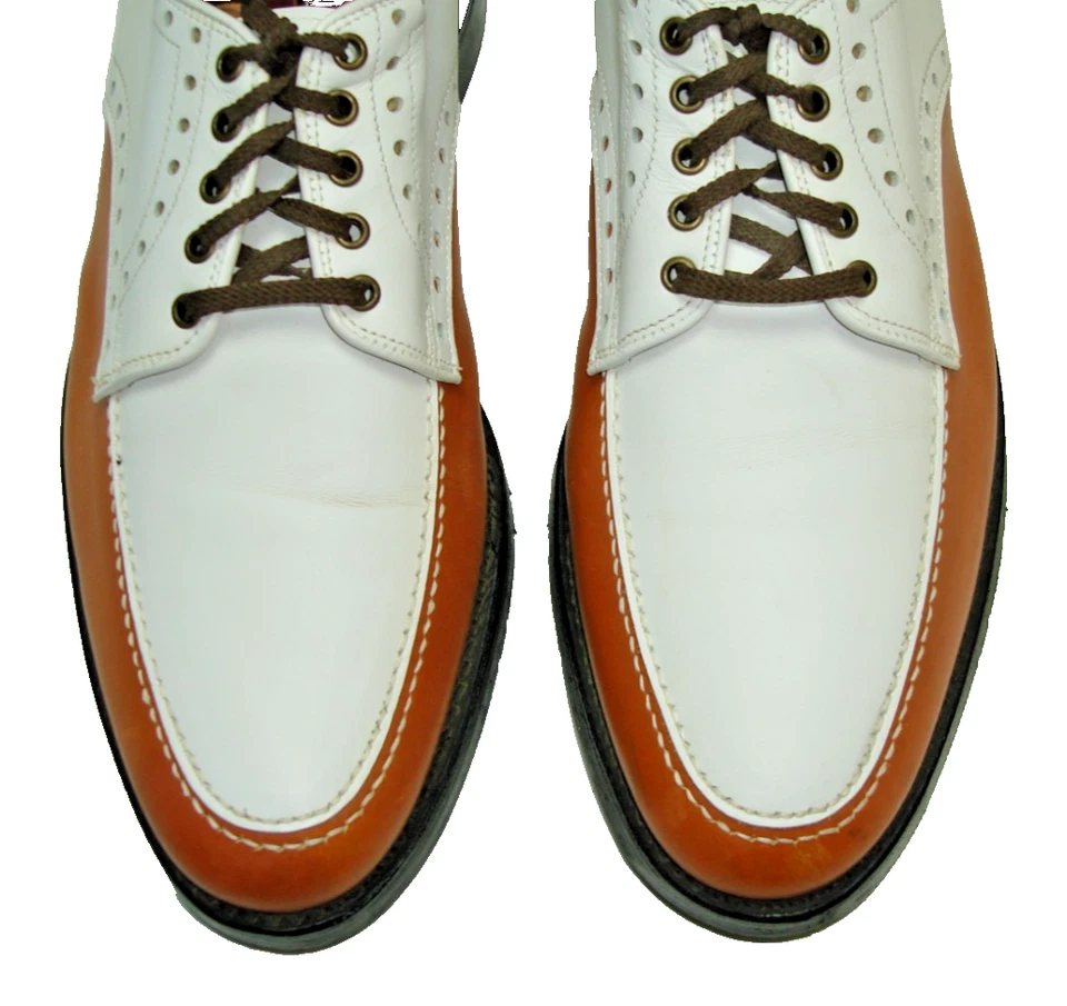 Sz 10 B NARROW ALLEN EDMONDS DEVONSHIRE Men's Golf Shoes, Brown & White Leather - Image 1 of 4