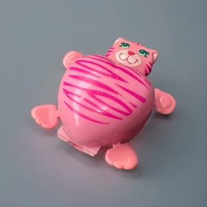 De colección 1986 Galoob Sweet Secrets Gato Rayas Rosa Pequeño Gatito Maquillaje Compacto Raro - Imagen 1 de 23