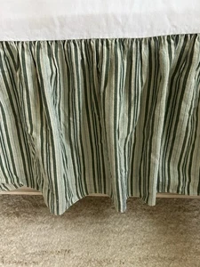 Williamsburg Foundation Bedskirt Full Size Greens/Cream Stripes Split - Picture 1 of 4