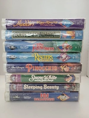 8 LOT Rare SEALED Walt Disney VHS Tapes 101 Dalmatian & 2 Rescuers Black Diamond - Imagen 1 de 4